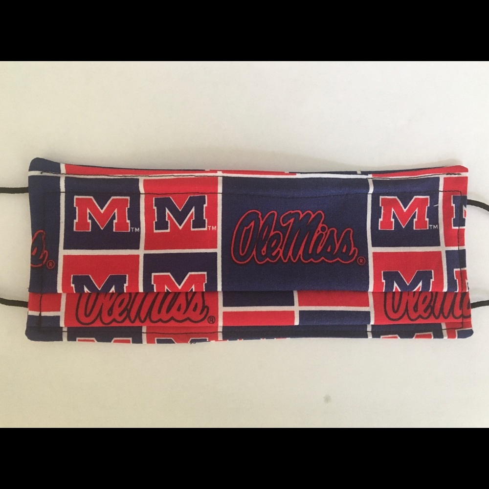 Ole Miss Cloth Face Covering / Mask Brand New